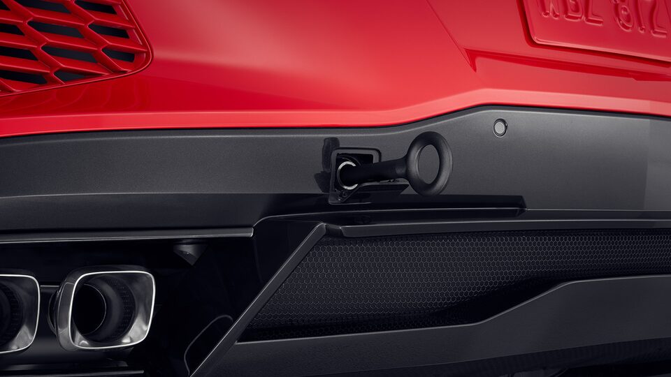 Ganchos de amarre negros disponibles para Chevrolet Corvette Z06 2024